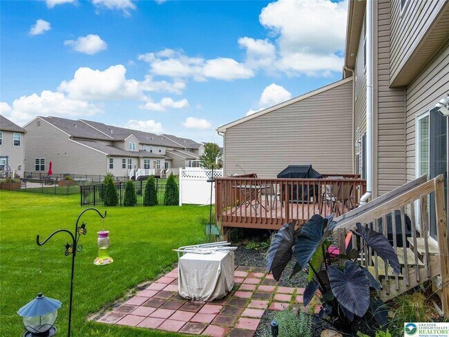 Building Photo - 4492 Cottonwood Dr