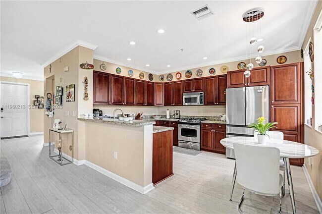 Building Photo - 2925 NW 126th Ave