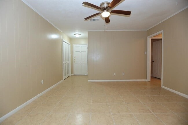 Building Photo - 903 Mabry St