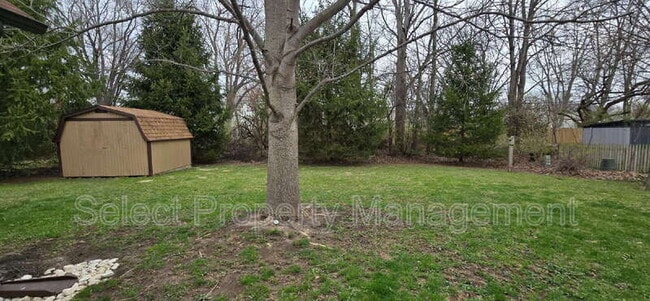 Building Photo - 3821 Aboite Lake Dr