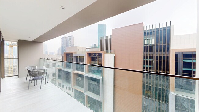 Building Photo - 576 Business Park Dr