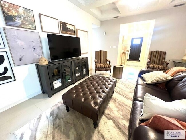 Building Photo - 216 Gilson Rd