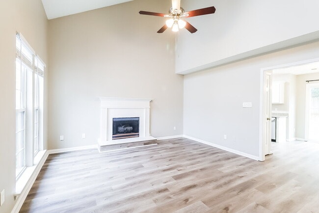 Building Photo - 4706 Avalon Forest Ln