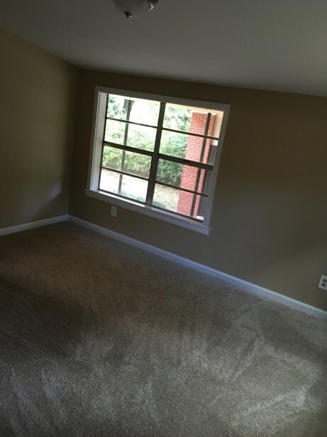 Building Photo - 418 Laborde Dr