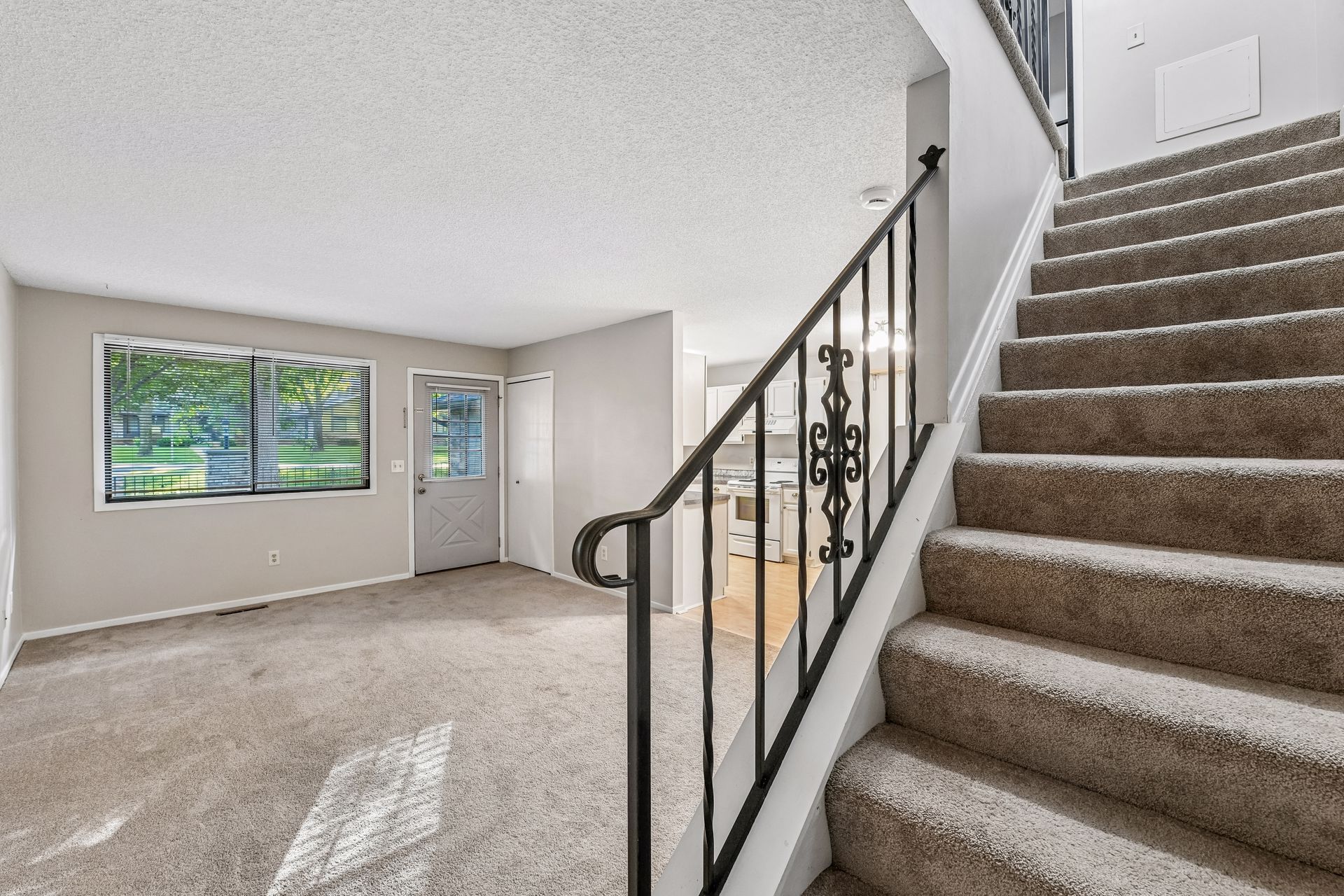Building Photo - 13316 Zenith Ln