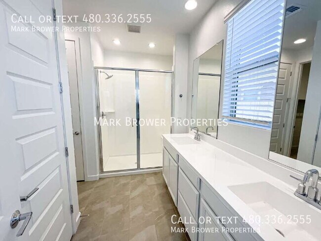Building Photo - 4439 N 94th Dr