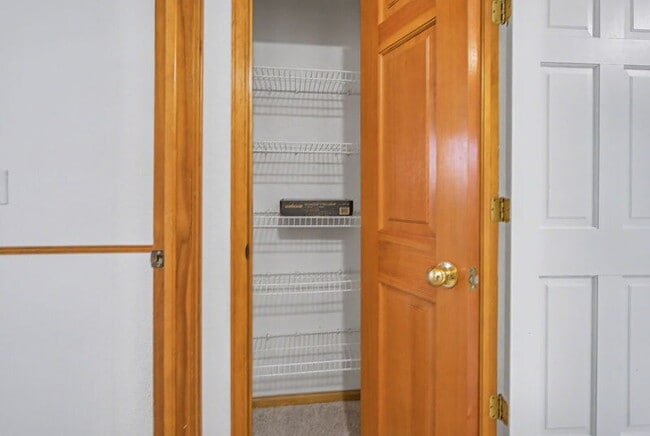 Building Photo - 4528 W 63rd Dr