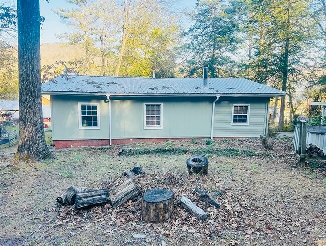Building Photo - 161 Honeycomb Valley Rd