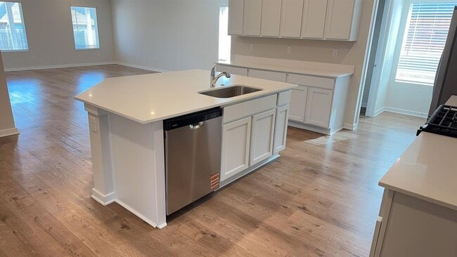 Building Photo - 2604 Kathleens Crossing