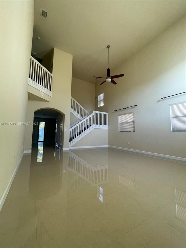 Building Photo - 10417 SW 231st Ter