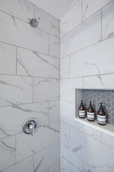 Building Photo - 22 N Broad St