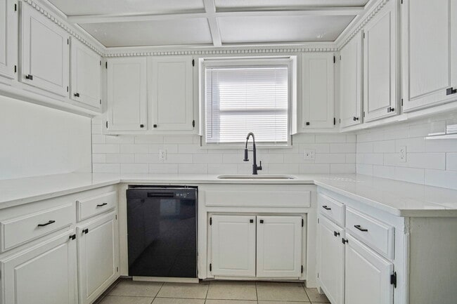 Building Photo - 8408 NW 109th St