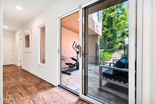 Building Photo - 1687 Castlebridge Ct