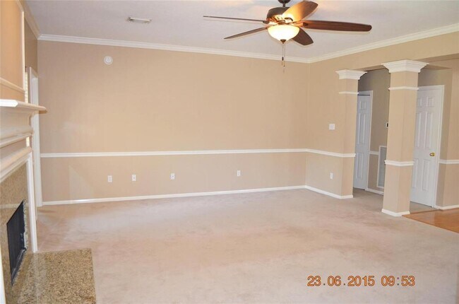 Building Photo - 14427 Shannon Ridge Rd