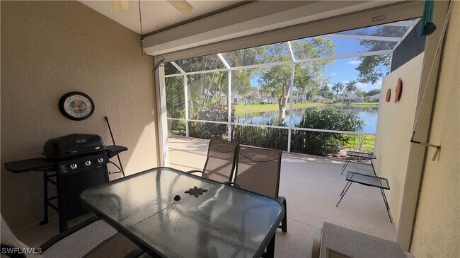 Building Photo - 5653 Greenwood Cir