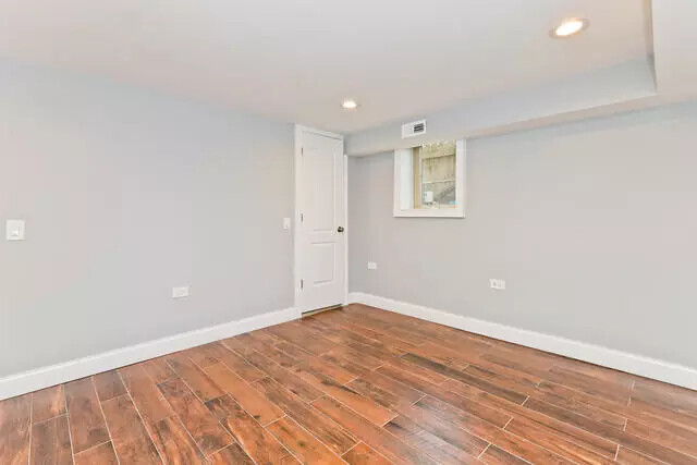 Building Photo - 2825 N Francisco Ave