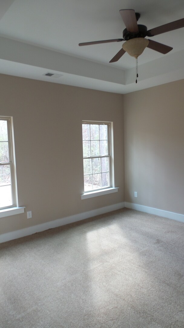 Building Photo - 200 Grande View Cir