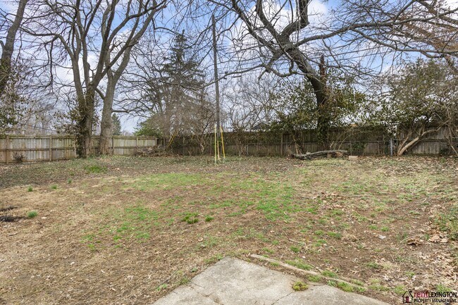 Building Photo - 203 Loch Lomond Dr