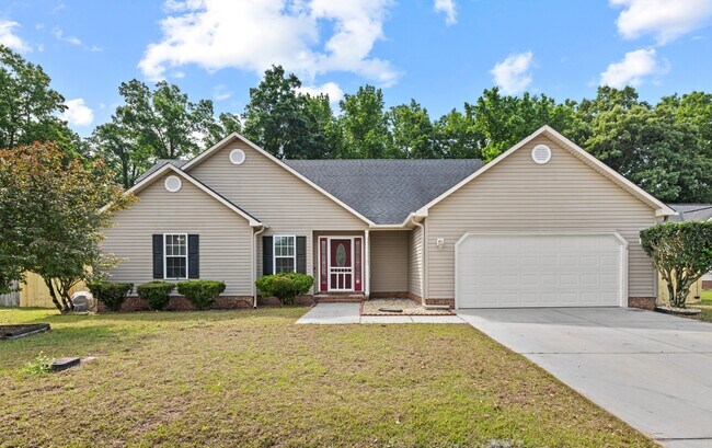 Building Photo - 132 Forest Bluff Dr