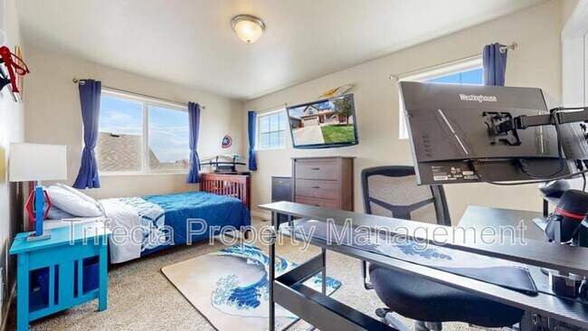 Building Photo - 1472 Moraine Valley Dr