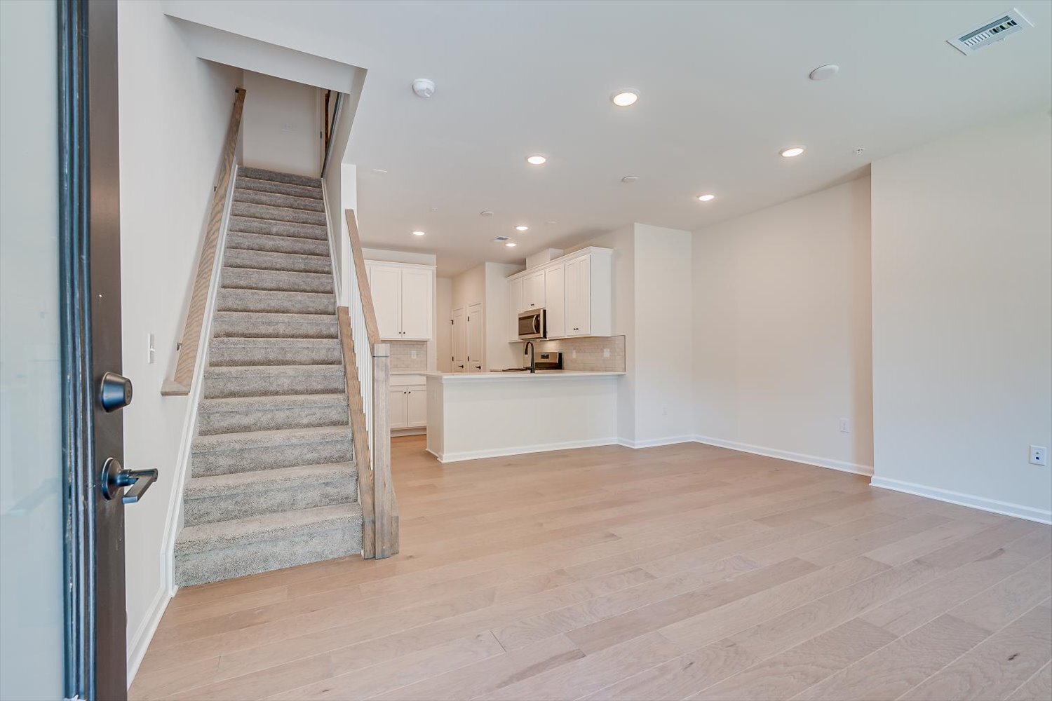 Building Photo - 317 Sadie Cir