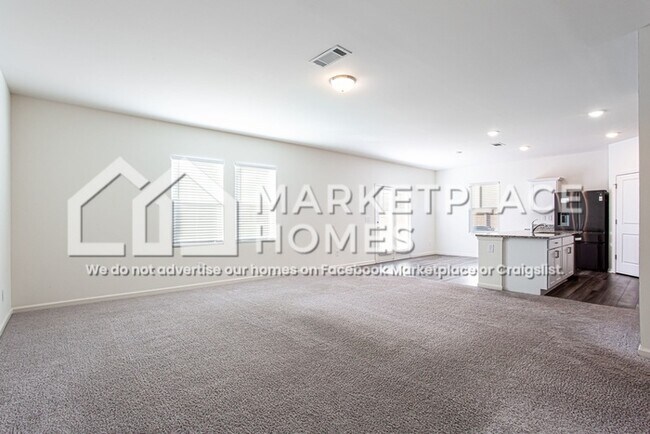 Building Photo - 1086 Feldman Chase