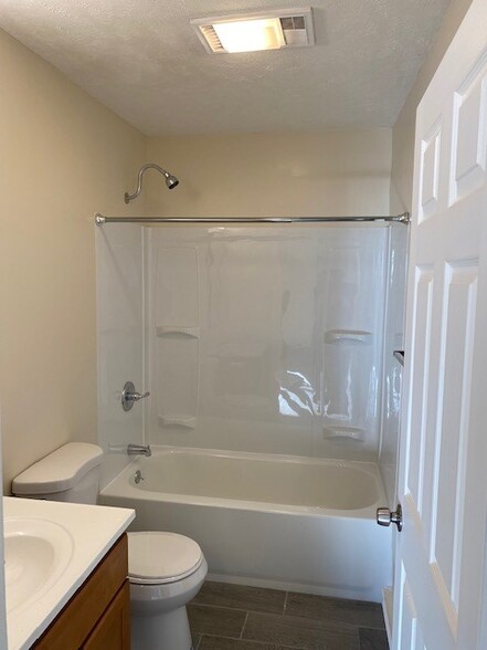 Bathroom - 18 Green Acres Dr