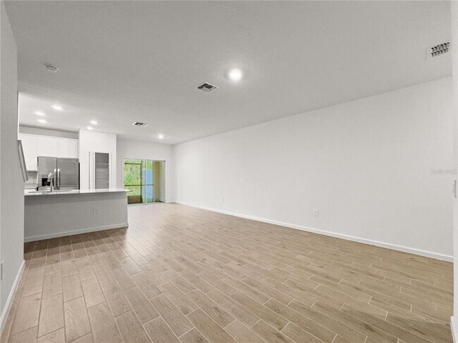 Building Photo - 3534 SE 37th Ct
