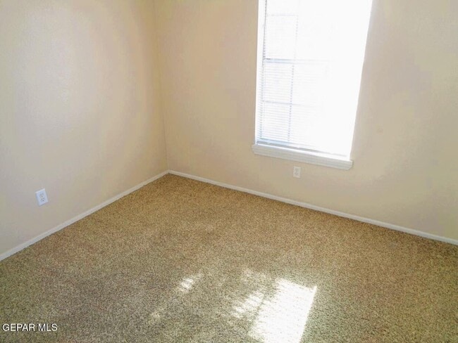 Building Photo - 309 Turnstone Dr