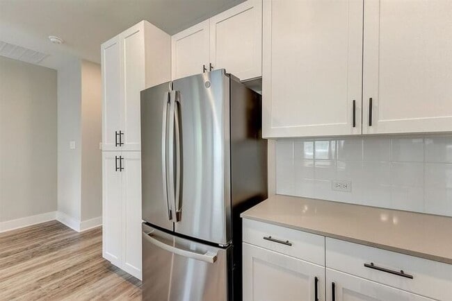 Building Photo - 3720 Florentine Dr