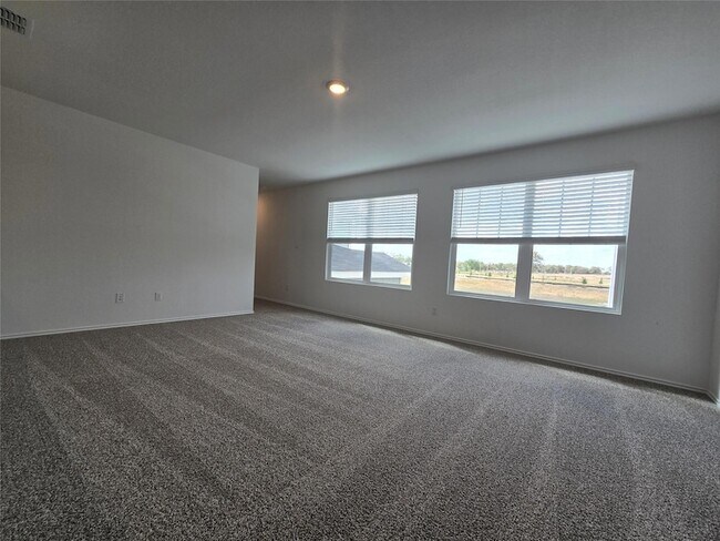 Building Photo - 352 San Juan Trl