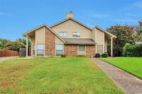 Building Photo - 1803 Ridgebrook Dr