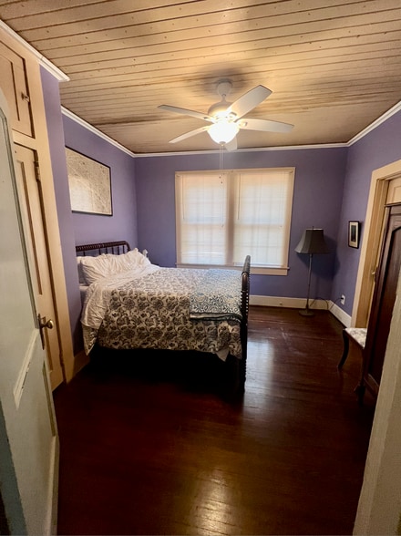 Second Bedroom - 211 W Mallory St