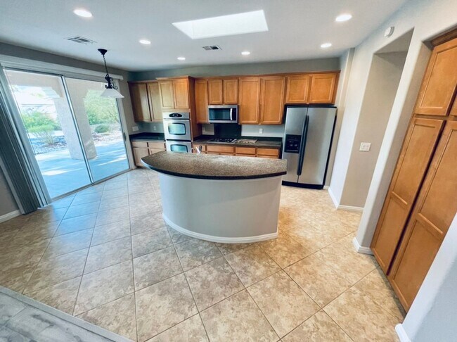 Building Photo - AMAZING SINGLE STORY HOME IN “AGE RESTRICT...