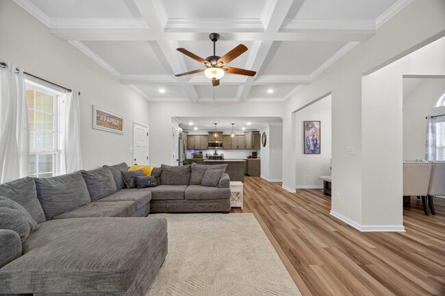 Building Photo - 3019 Cambridge Ct