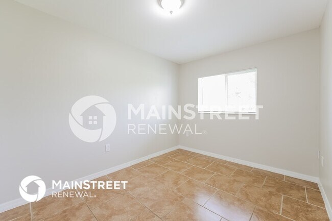 Building Photo - 3208 46th St W