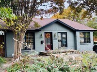 Building Photo - 4902 W Mockingbird Ln