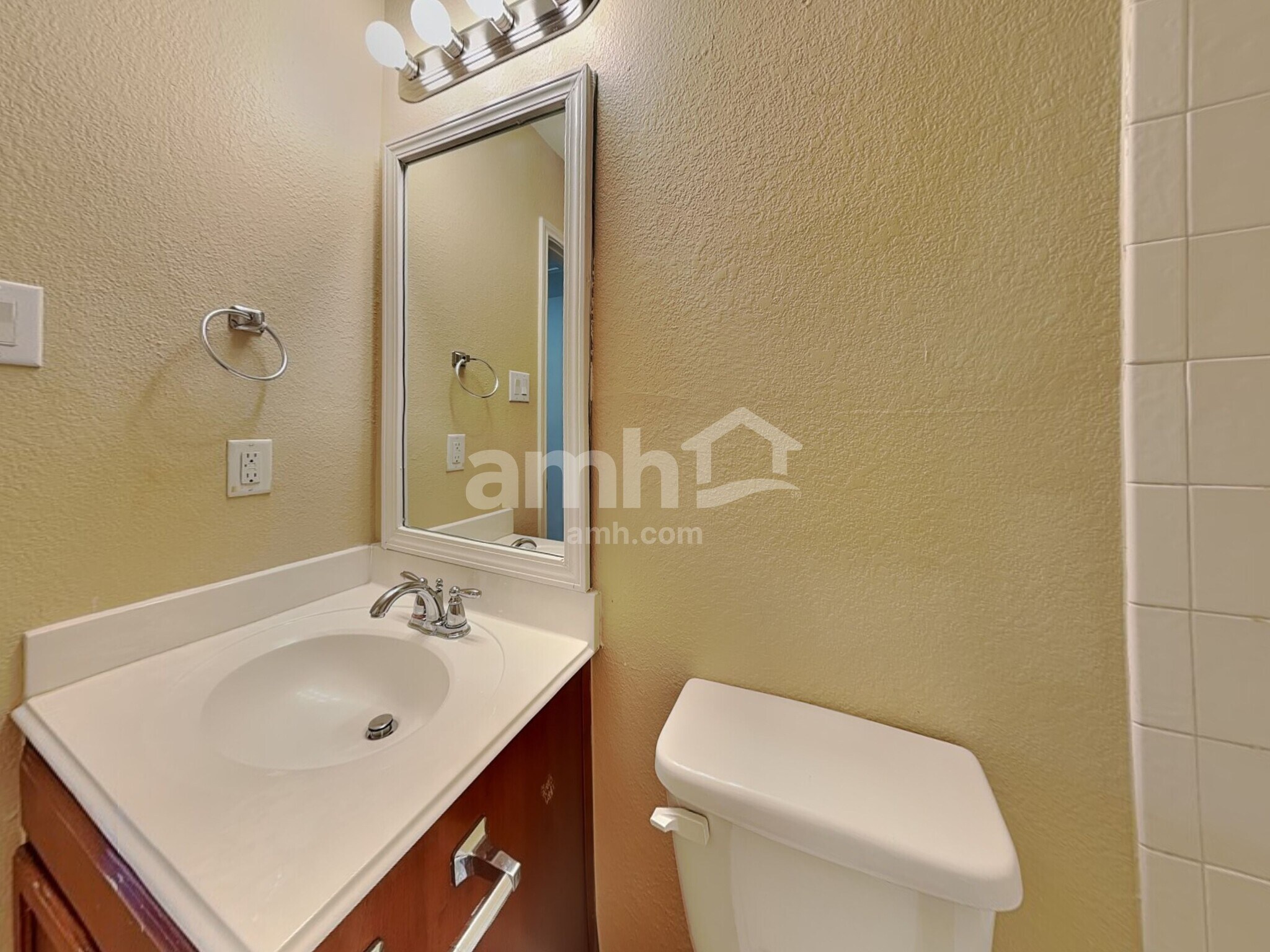 Building Photo - 20415 Shiloh Mist Ln