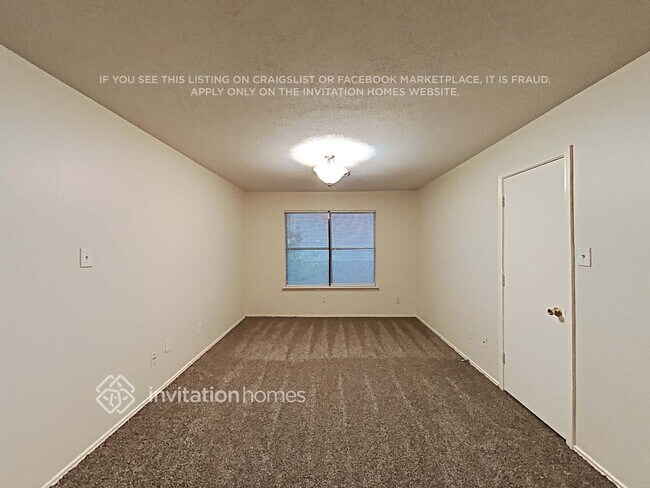 Building Photo - 9818 Golden Prairie Ln