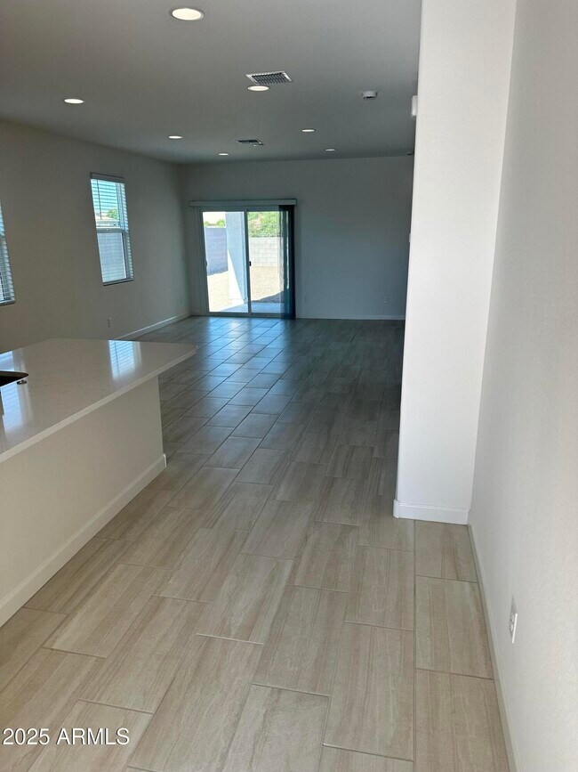 Building Photo - 1821 S 239th Dr