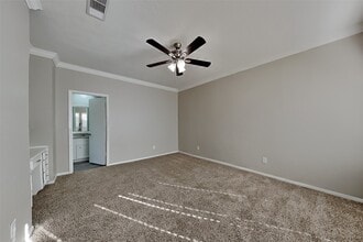 Building Photo - 2127 Jamara Ln