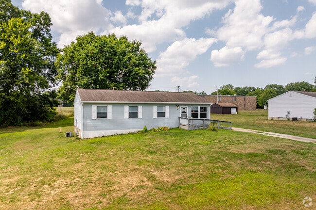 Building Photo - Springhill Homes Apartments