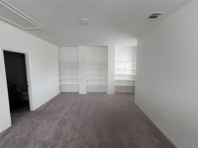 Building Photo - 8519 Sommery Ln
