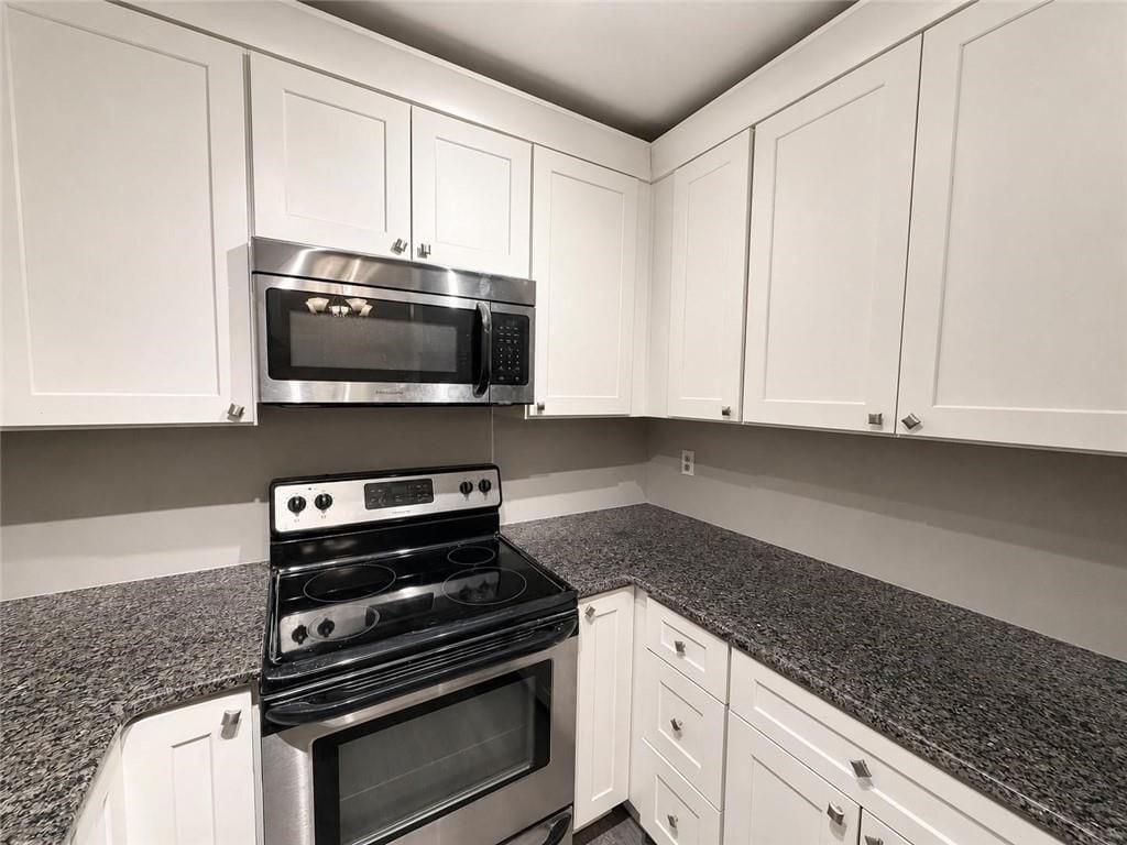 Building Photo - 5031 Bell Dr SE