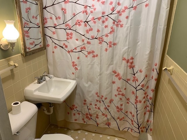 Building Photo - 3008 Lincoln Rd