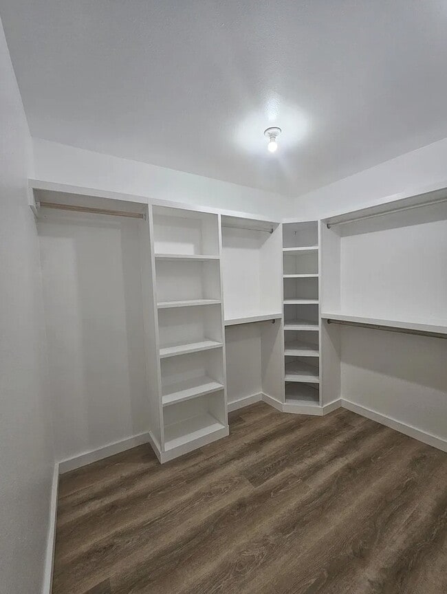 Building Photo - 4319 Baynard Dr