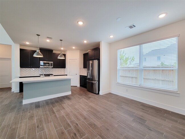 Building Photo - 30943 Star Gazer Rd