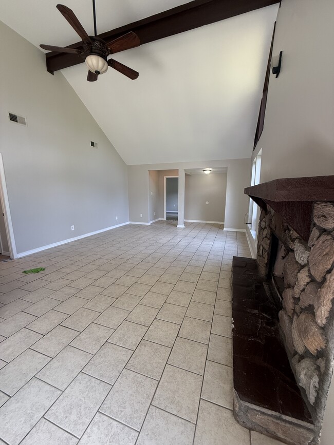 Building Photo - Sweetgum