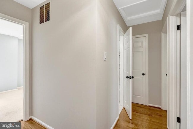 Building Photo - 8478 Battle Ct