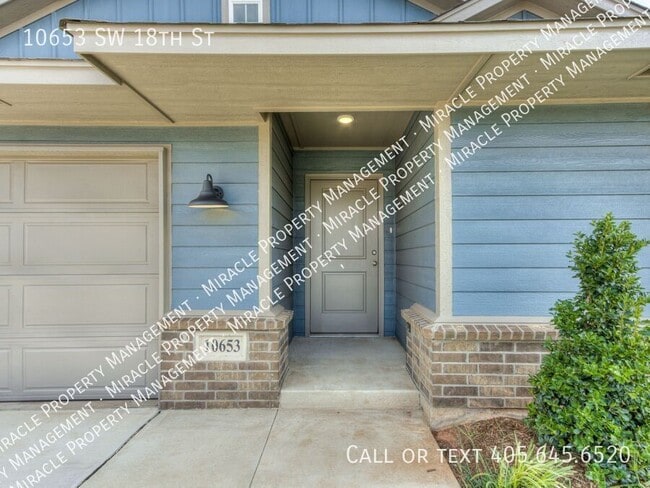 Building Photo - 10653 SW 18th St